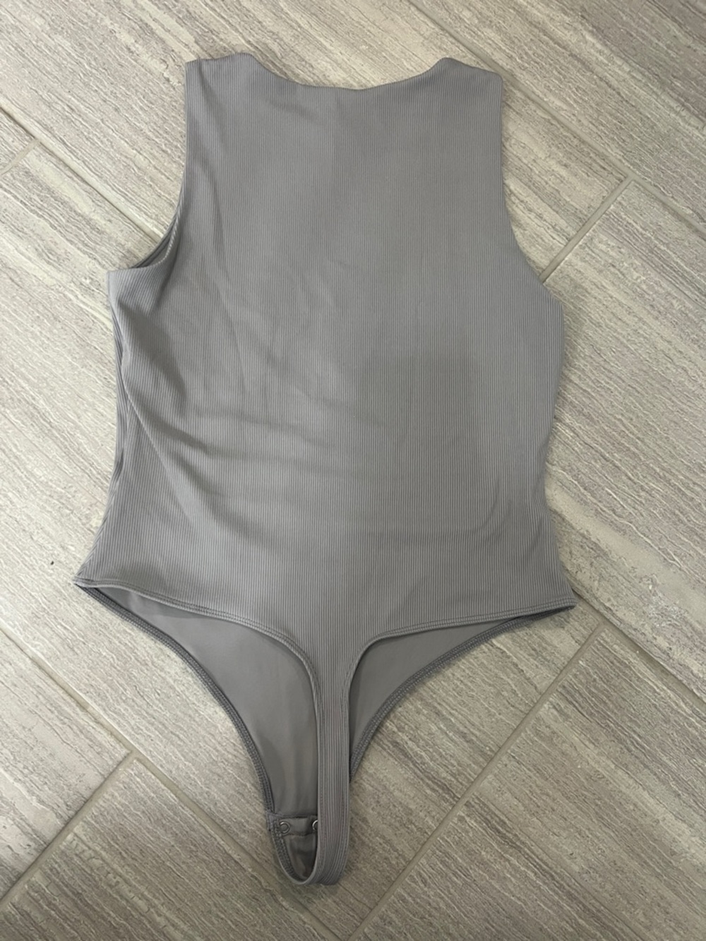 House of Harlow 1960 seamless ribbed body suit tank - Picture 4 of 4